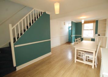 2 Bedroom Semi-detached house for rent