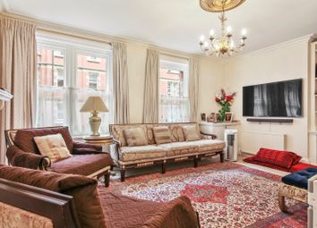 Thumbnail 3 bedroom flat for sale in Clarence Gate Gardens, Glentworth Street