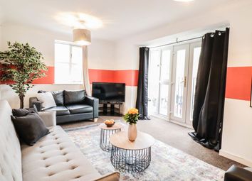 Thumbnail Flat to rent in Wellington Way, London