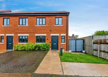 Grantham - Semi-detached house for sale         ...