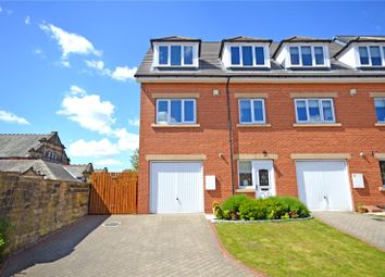 4 Bedrooms Town house for sale in Stubley Farm Mews, Morley, Leeds, West Yorkshire LS27