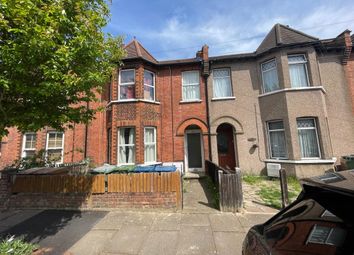 Thumbnail 2 bed flat to rent in Rosslyn Crescent, Harrow
