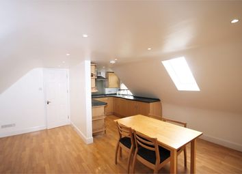 Thumbnail 2 bed flat to rent in High Road, North Finchley