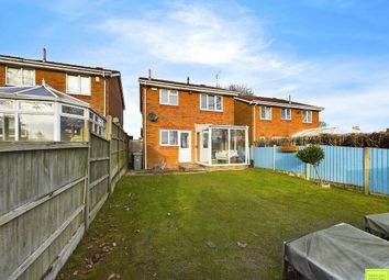 Thumbnail 3 bed detached house for sale in Longcroft Close, Chesterfield