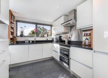 Thumbnail 4 bed terraced house to rent in Northchurch Road, Islington, London