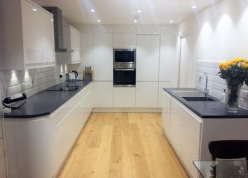 2 Bedrooms Flat to rent in Mill Street, London SE1