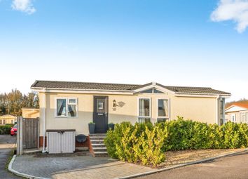 Thumbnail 1 bedroom mobile/park home for sale in Kiln Close, Sandford-On-Thames, Oxford
