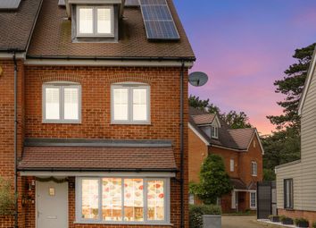 Thumbnail Terraced house for sale in Metcalfe Avenue, Carshalton