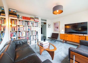 3 Bedrooms Flat for sale in Beachcroft Way, Archway, London, Crouch Hill N19