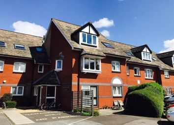 Thumbnail Flat to rent in Captains Place, Southampton