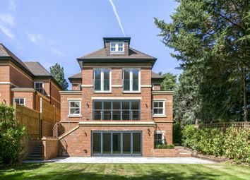 Thumbnail 5 bed detached house for sale in Beechwood Drive, Marlow, Buckinghamshire