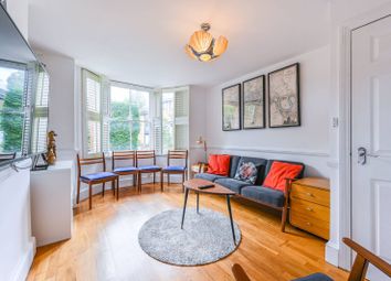 Thumbnail 2 bedroom flat for sale in Hackford Road, Stockwell, London