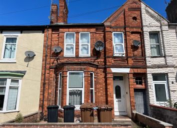 Thumbnail 6 bed terraced house for sale in Colegrave Street, Lincoln