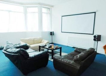 Thumbnail 2 bed flat to rent in Kingston Road, Portsmouth