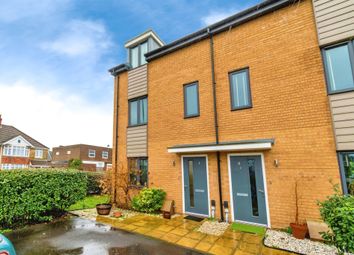 Thumbnail 4 bedroom town house for sale in Mercator Close, Southampton