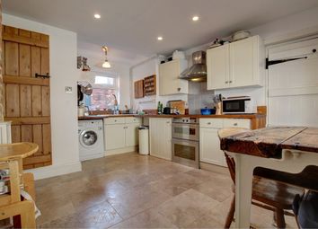2 Bedrooms Cottage for sale in High Street, North Kilworth, 6 LE17