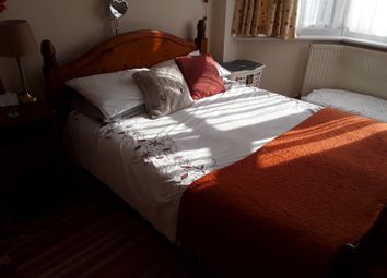 2 Bedroom Semi-detached house for rent