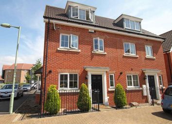 Thumbnail Town house to rent in Hornbeam Avenue, Red Lodge