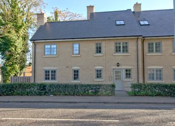 Thumbnail Flat to rent in High Street, Trumpington, Cambridge