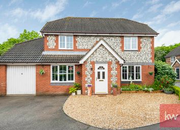 Thumbnail Detached house for sale in Hemmyng Corner, Warfield, Bracknell