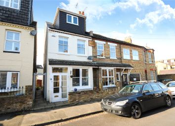 3 Bedroom End terrace house for rent