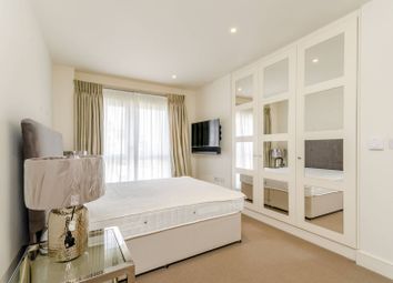 2 Bedrooms Flat to rent in Oakhill Road, East Putney, London SW15