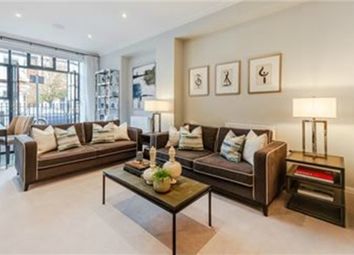 2 Bedrooms Flat to rent in Rainville Road, London W6