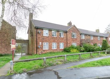 2 Bedrooms Maisonette for sale in Five Acres, Northgate, Crawley, West Sussex RH10