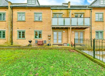 Thumbnail 2 bed flat for sale in Nightingale Road, Hitchin