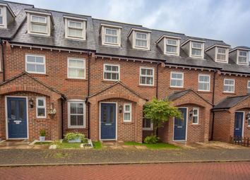 3 Bedroom Town house for sale