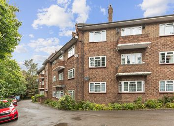 Thumbnail 2 bed flat for sale in The Coppice, Great North Road, New Barnet