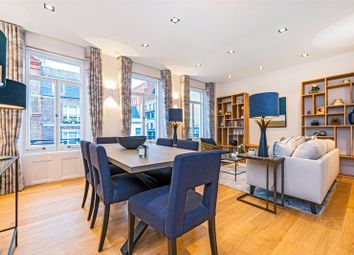 2 Bedrooms Maisonette to rent in Hill Street, Mayfair, London W1J