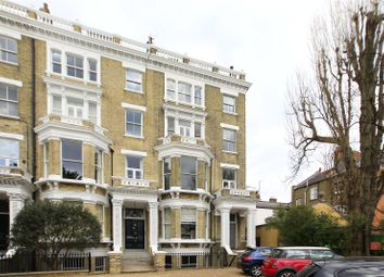2 Bedrooms Flat for sale in Clapham Common North Side, London SW4