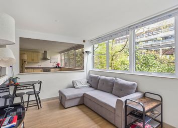 Thumbnail Flat for sale in South Rise, St. Georges Fields, London