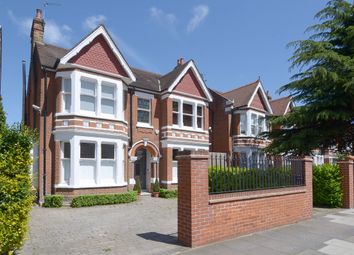 6 Bedrooms Detached house to rent in Creffield Road, London W5