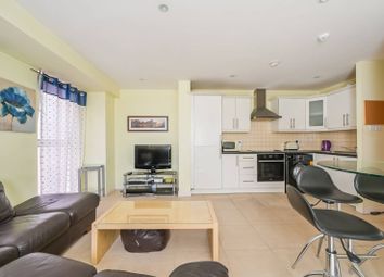 Thumbnail 2 bedroom flat for sale in High Road, Wood Green, London