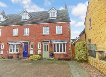 4 Bedroom End terrace house for sale