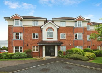 Thumbnail Flat to rent in Tiverton Drive, Wilmslow, Cheshire