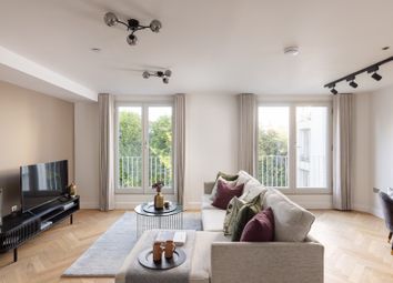 Thumbnail 3 bedroom flat for sale in 23A Leyton Road, Harpenden
