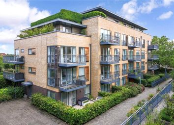 Thumbnail Flat for sale in Kingsley Walk, Cambridge, Cambridgeshire