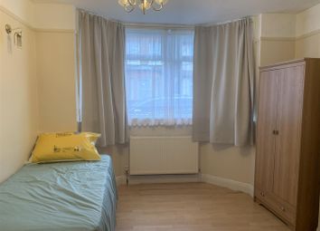 Property To Rent In Colliers Wood Renting In Colliers Wood