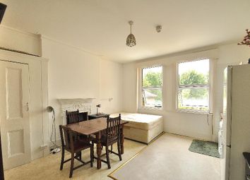 Thumbnail Studio to rent in Blakesley Avenue, London