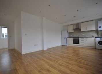 1 Bedrooms Flat to rent in Gatwick Road, Crawley RH10