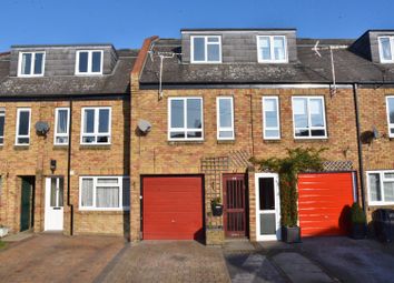 Thumbnail Town house to rent in Colne Road, Twickenham