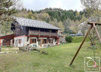 Thumbnail Apartment for sale in Rhône-Alpes, Haute-Savoie, Les Carroz D'arâches