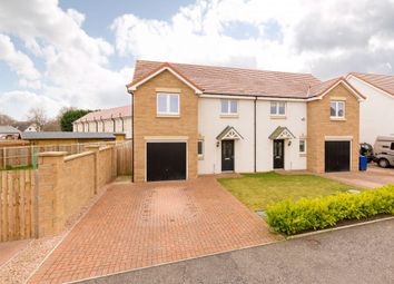 3 Bedrooms Semi-detached house for sale in 1 Corby Craig Avenue, Bilston EH25