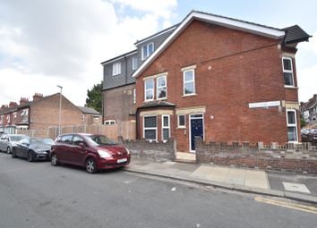 Luton - 5 bed flat for sale