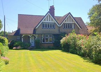 3 Bedroom Semi-detached house for rent