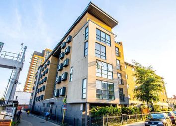 1 Bedrooms Flat to rent in Capulet Square, London E3