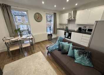 Modern 2-Bedroom Flat In Lewisham – Fully Furnished &amp; Refurbished